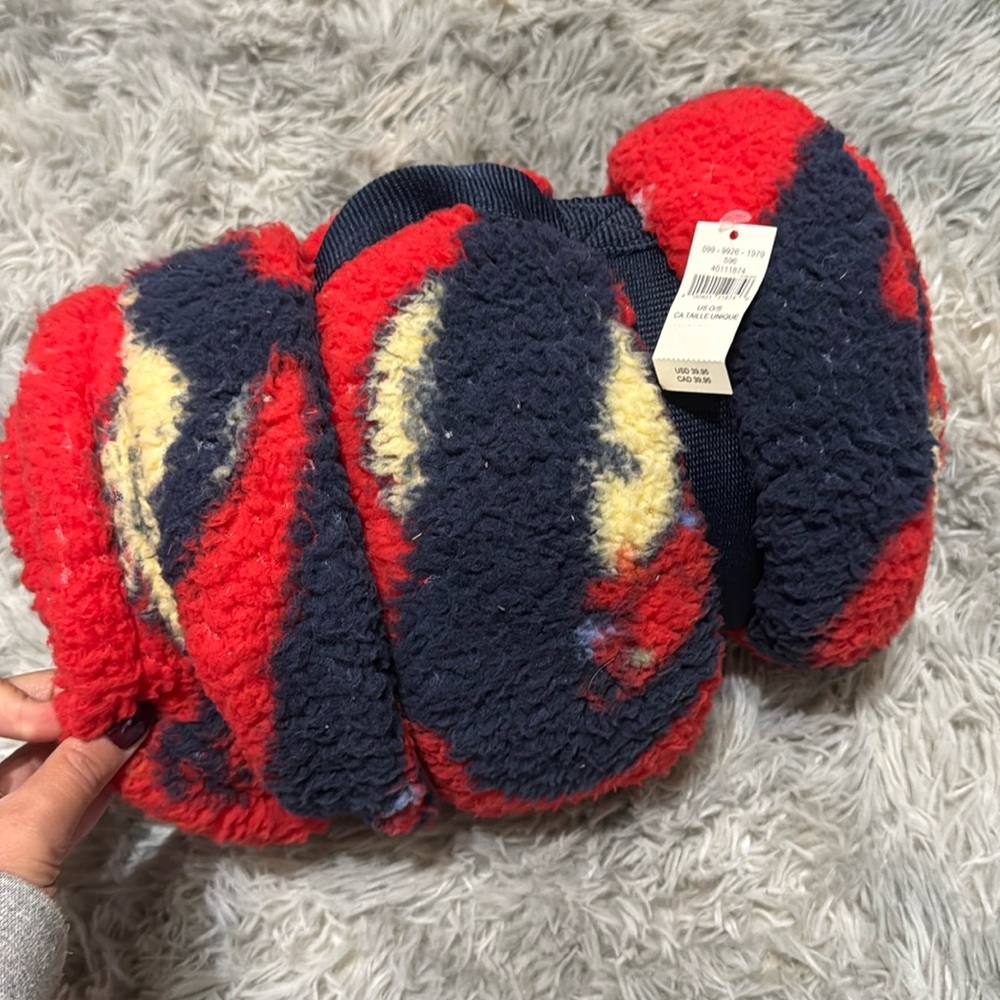 Aerie Sherpa blanket